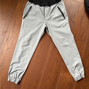 Lululemon Men's Warp City Gray Jogger Pants